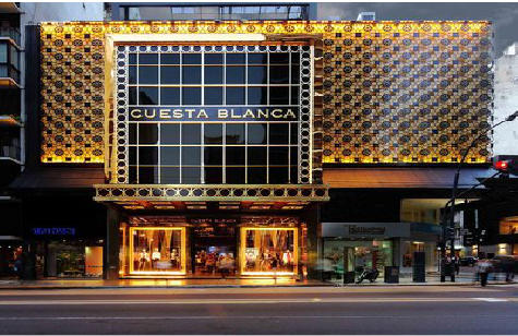 务川门头设计与商业空间的纽带。